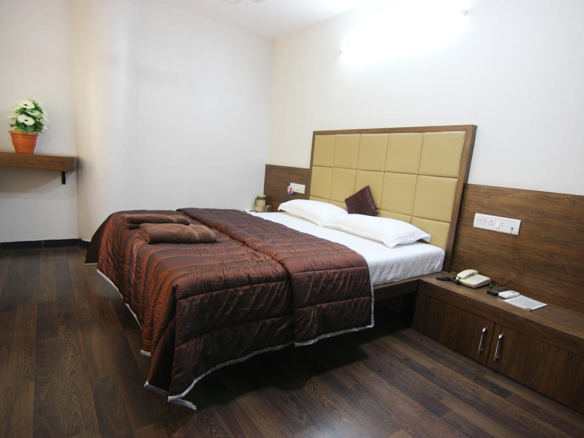 Hotel Sai Yatri Trimbak Exterior photo