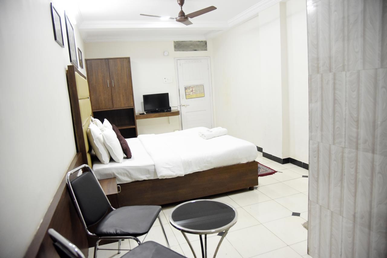 Hotel Sai Yatri Trimbak Exterior photo