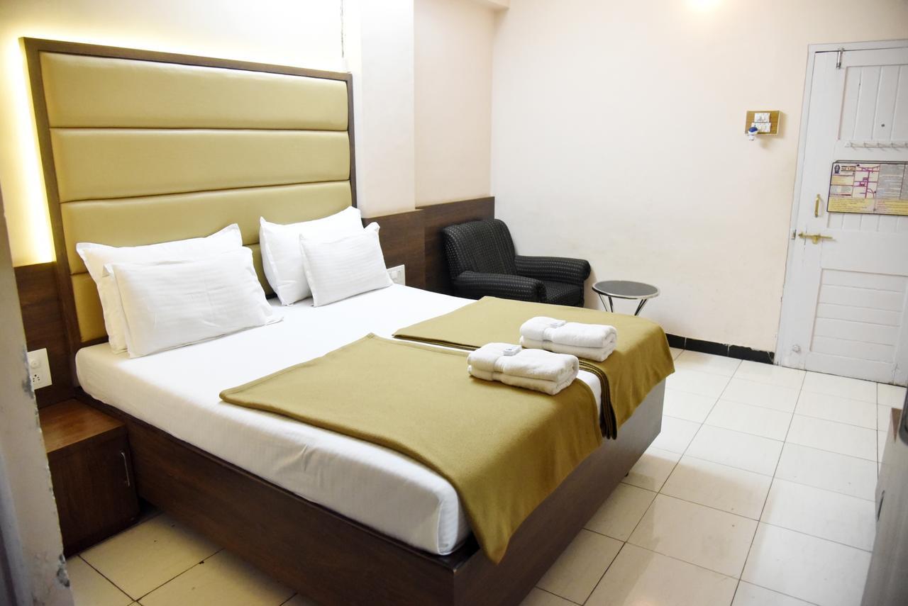 Hotel Sai Yatri Trimbak Exterior photo